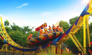 深圳欢乐谷星期六也很多人吗,和星期天相比呢 深圳欢乐谷好玩吗